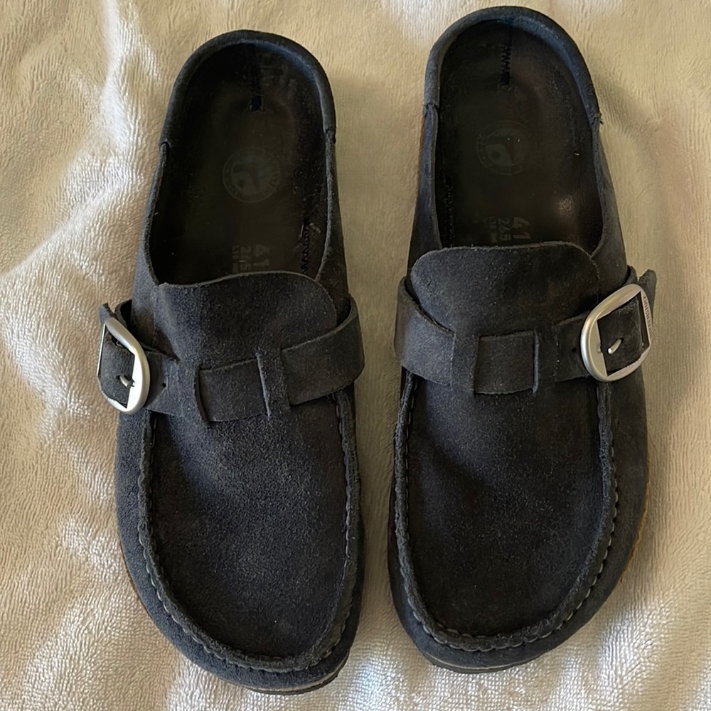 Womens Birkenstock Buckley Shoe.  Navy Blue Suede. Worn Maybe 4 times.